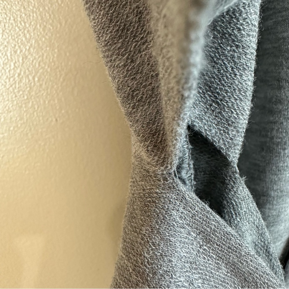 Forever 21 Gray Open Split Sleeve Lightweight Hoodie Medium Grunge Thrashed - Picture 7 of 8